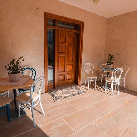Auberge de jeunesse Nana à Vlorë Extérieur photo